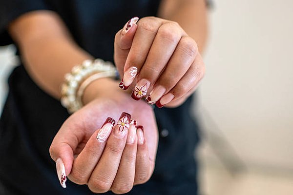 Formation prothésiste ongulaire : démarrez votre carrière !